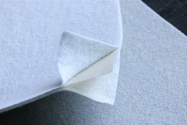 復(fù)合土工膜常見的規(guī)格型號(hào)有哪些呢？  第1張