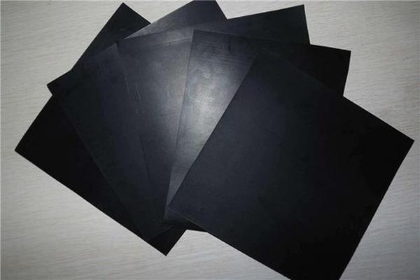 土工膜應(yīng)該怎么固定  第3張