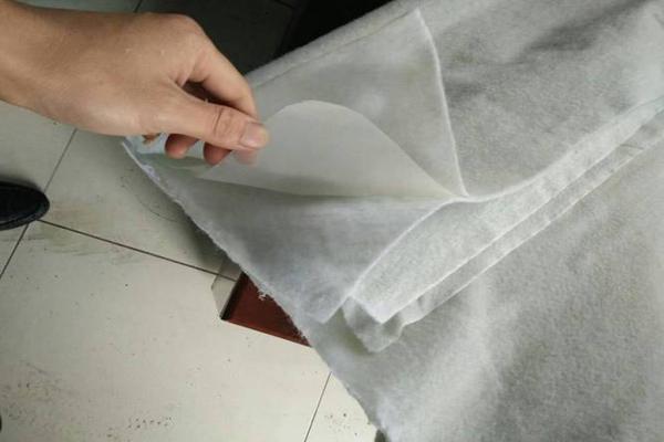 復合土工膜和sbs哪個耐曬性好  第3張